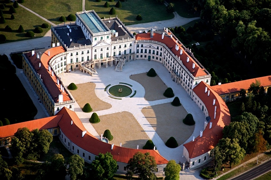 esterhazy kastely esterhazy kastely